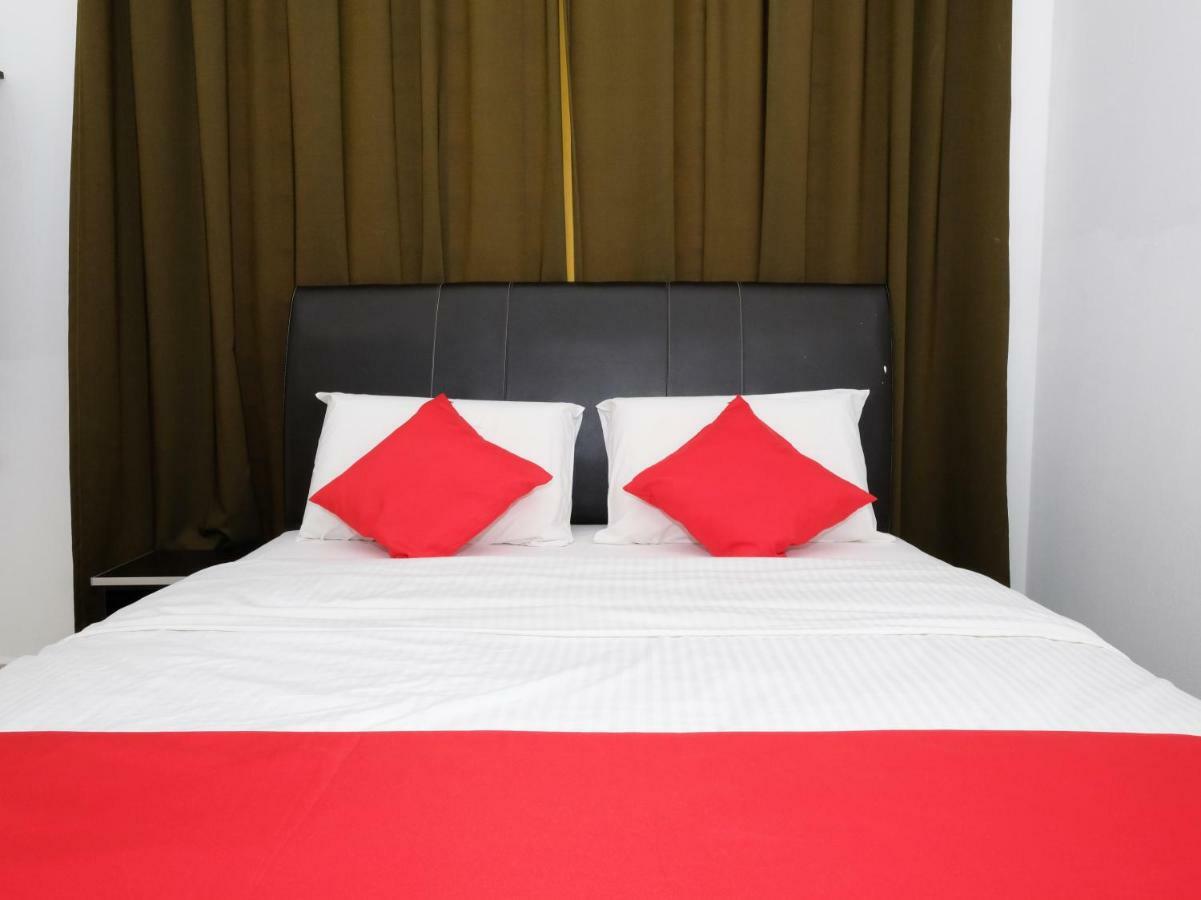 Oyo 905 Hotel De'Light Villa Kota Bahru Luaran gambar